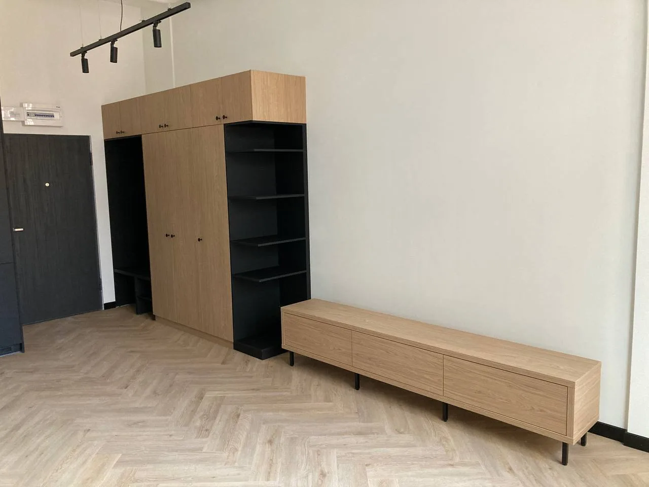 Meble w mieszkaniach na wynajem AFI