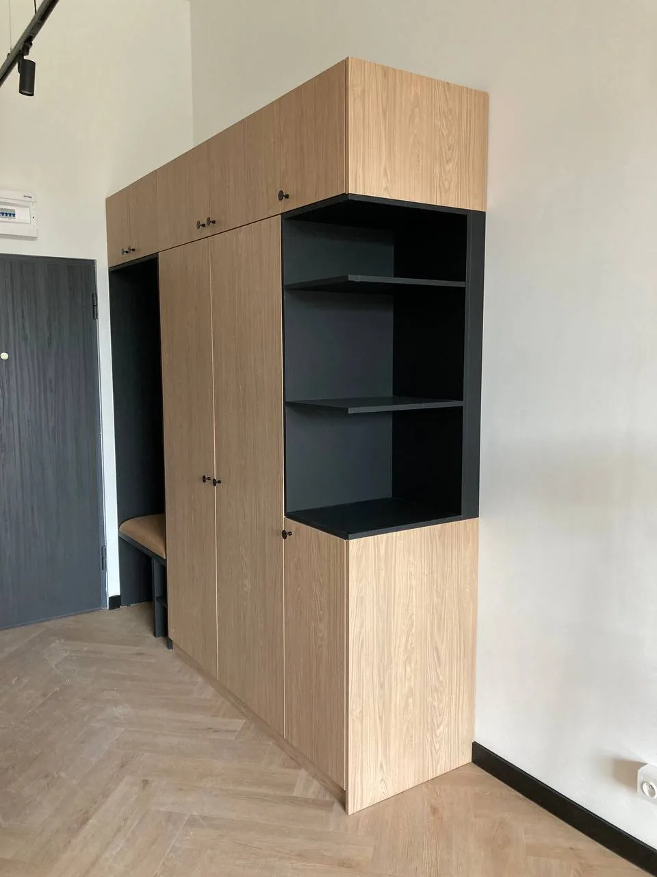 Meble w mieszkaniach na wynajem AFI