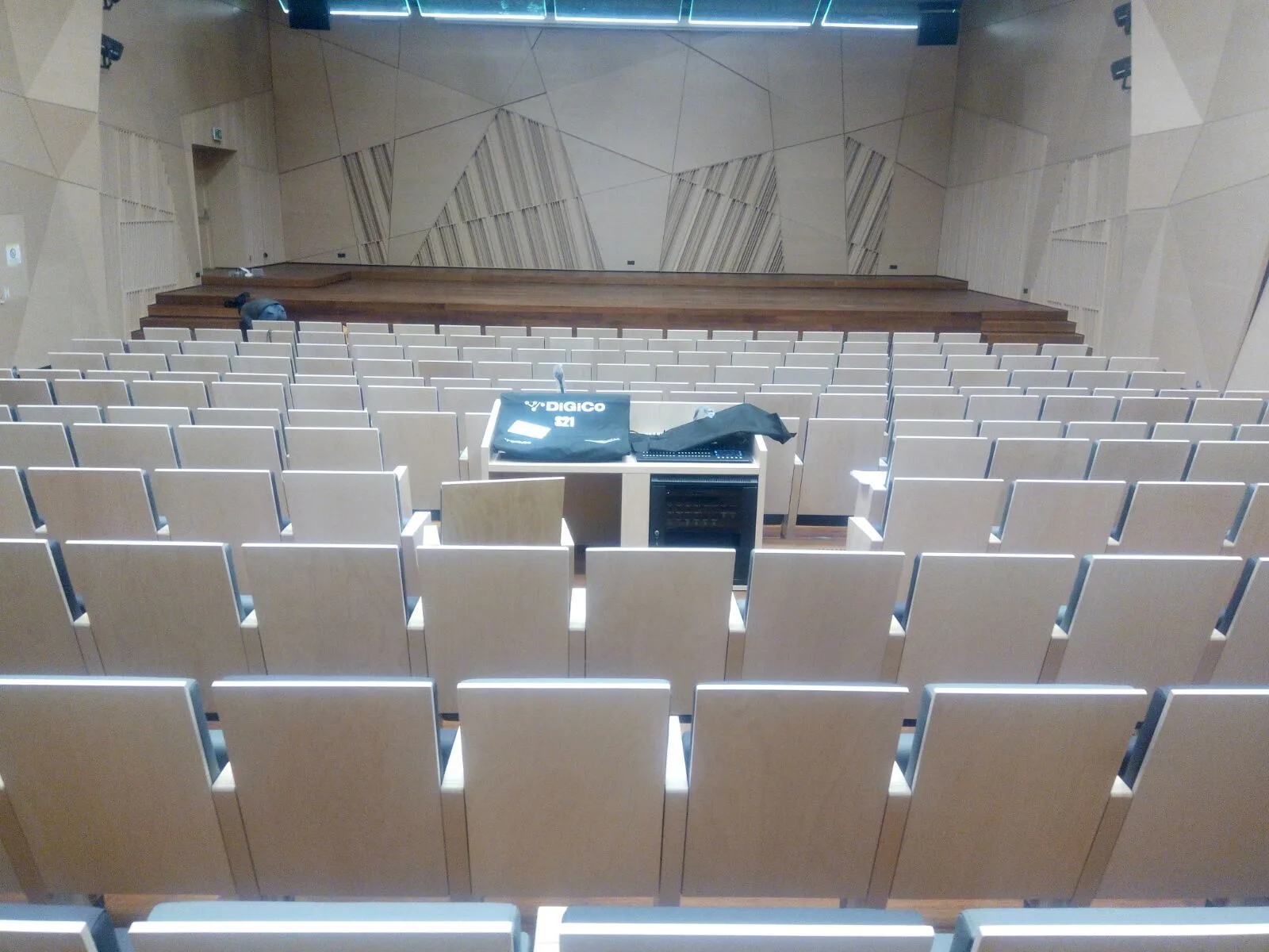 Sala koncertowa Ogólnokształcącej Szkoły Muzycznej